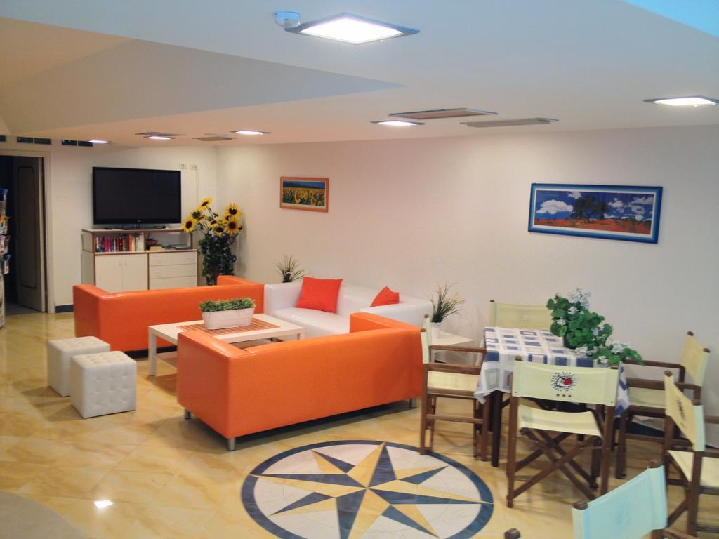 מיסאנו אדריאטיקו Hotel Albatros מראה חיצוני תמונה