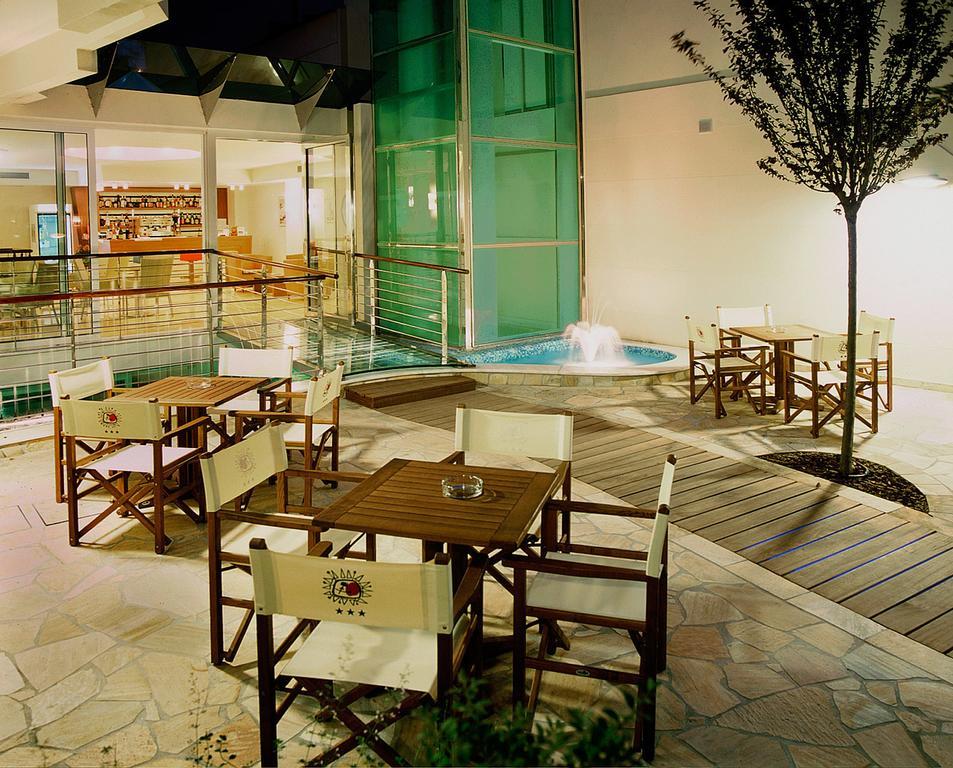 מיסאנו אדריאטיקו Hotel Albatros מראה חיצוני תמונה